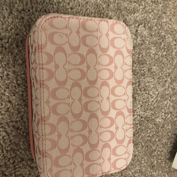 Coach jewelry box - Picture 4 of 4